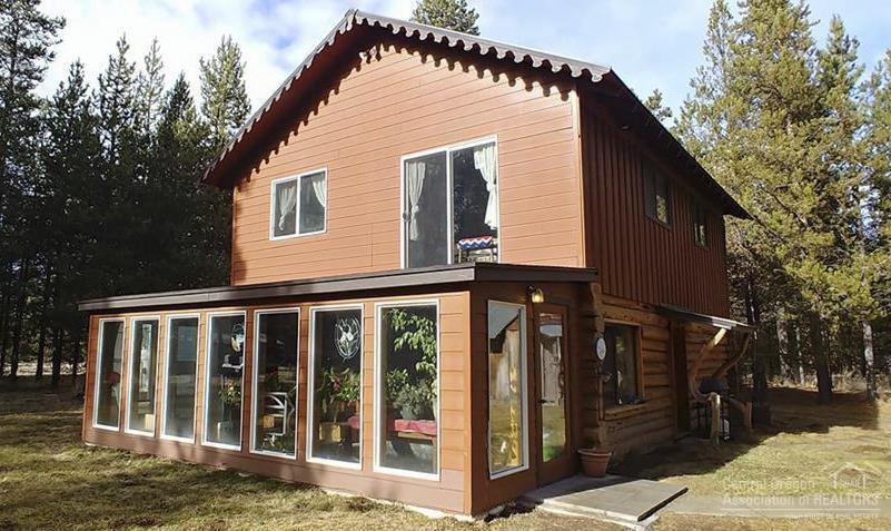 55375 Homestead Way Bend, OR 97707 - Photo 5 of 15 Tons of natural light in the solarium an