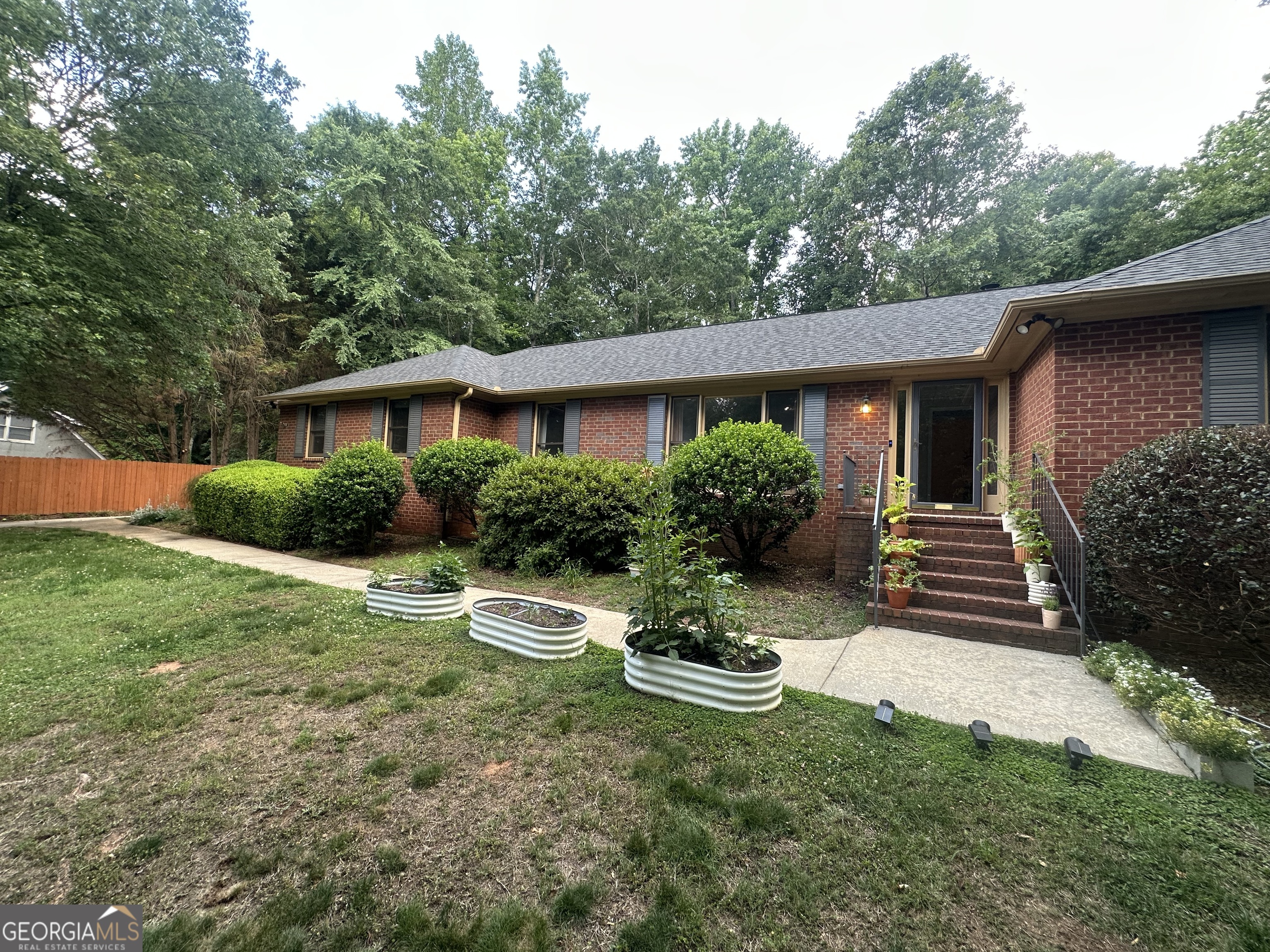126 Buckeye Branch Athens, GA 30605 - Photo 3 of 37