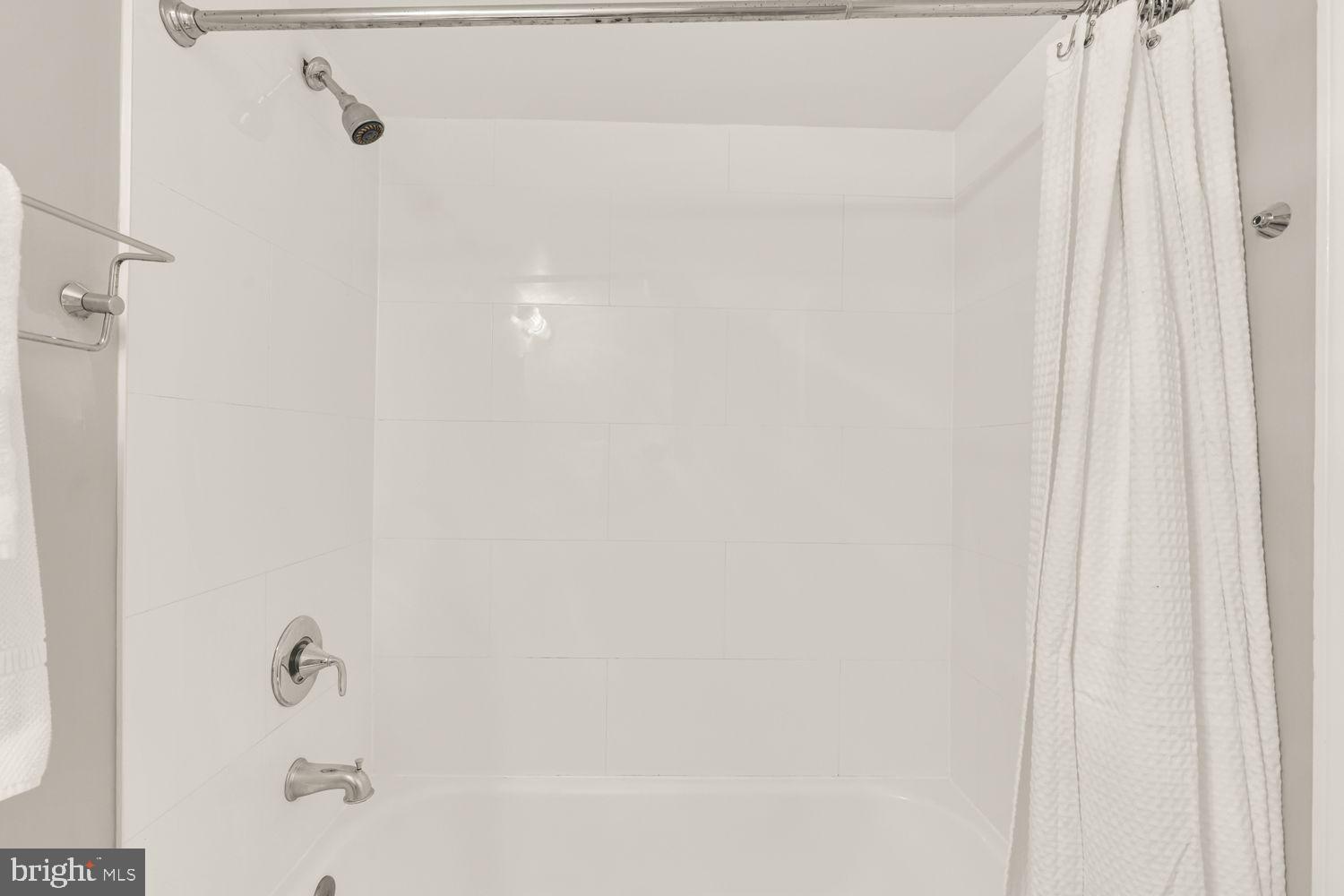 1750 Harvard Street Northwest, Unit 3C Washington, DC 20009 - Photo 20 of 29 a bathroom with a shower