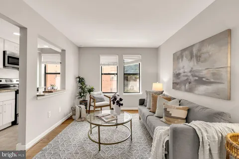 $349,000 | 1750 Harvard Street Northwest, Unit 3C, Washington, DC 20009