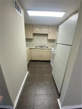 $284,900 | 213 Meadows Drive, Destrehan, LA 70047