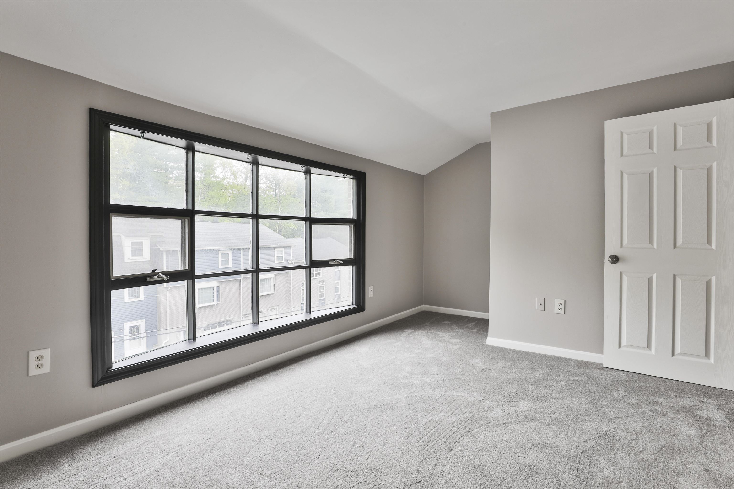 37 Cannongate III Road Nashua, NH 03063 - Photo 19 of 25