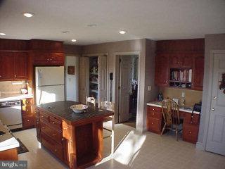 2953 Brookfield Road Lancaster, PA 17601 - Photo 8 of 13