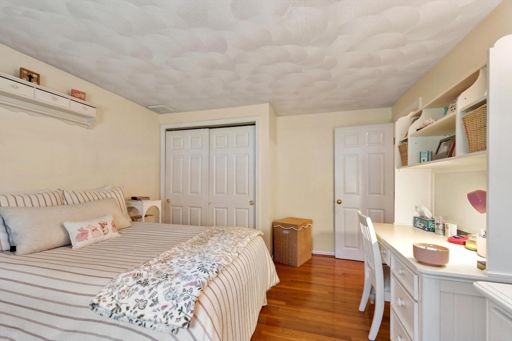 22 Northgate Road Tewksbury, MA 01876 - Photo 20 of 41 Gallery Image 20