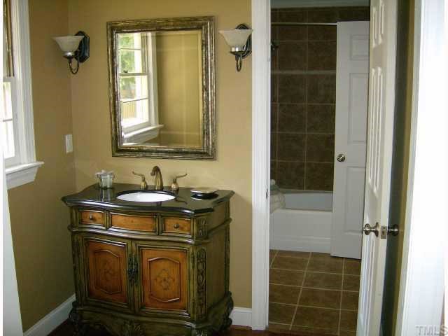 512 Chamberlain Street Raleigh, NC 27607 - Photo 8 of 11 a utility room with dryer and washer