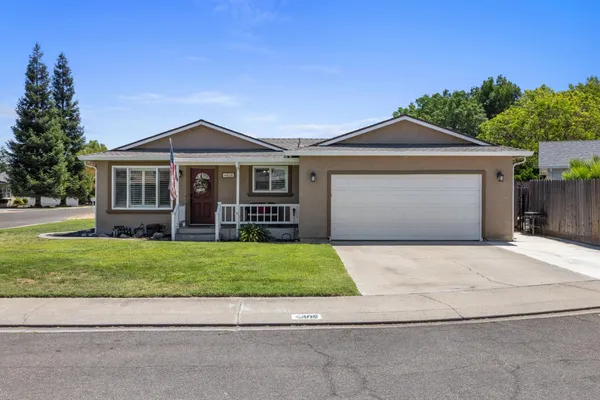$450,000 | 4808 Corona Way, Denair, CA 95316