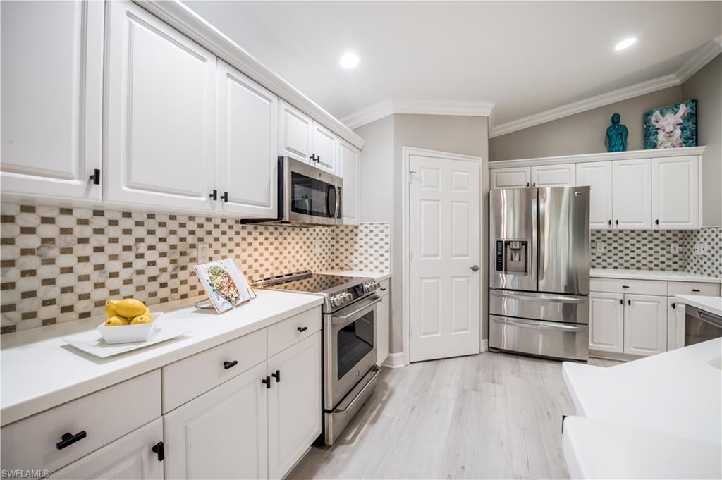 881 Carrick Bend Circle, Unit 202 Naples, FL 34110 - Photo 16 of 35