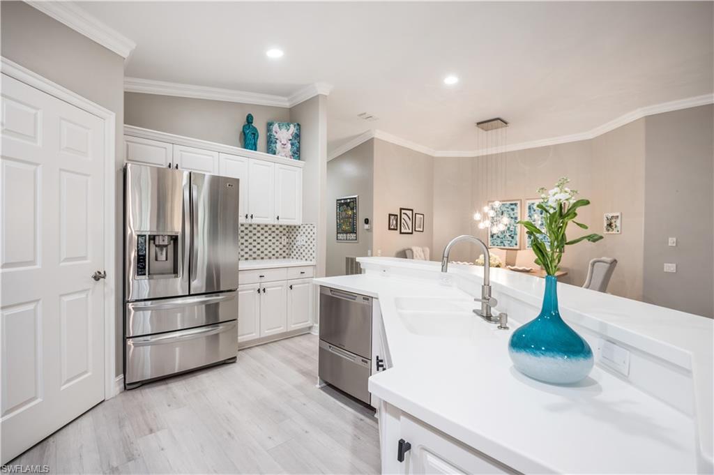 881 Carrick Bend Circle, Unit 202 Naples, FL 34110 - Photo 18 of 35