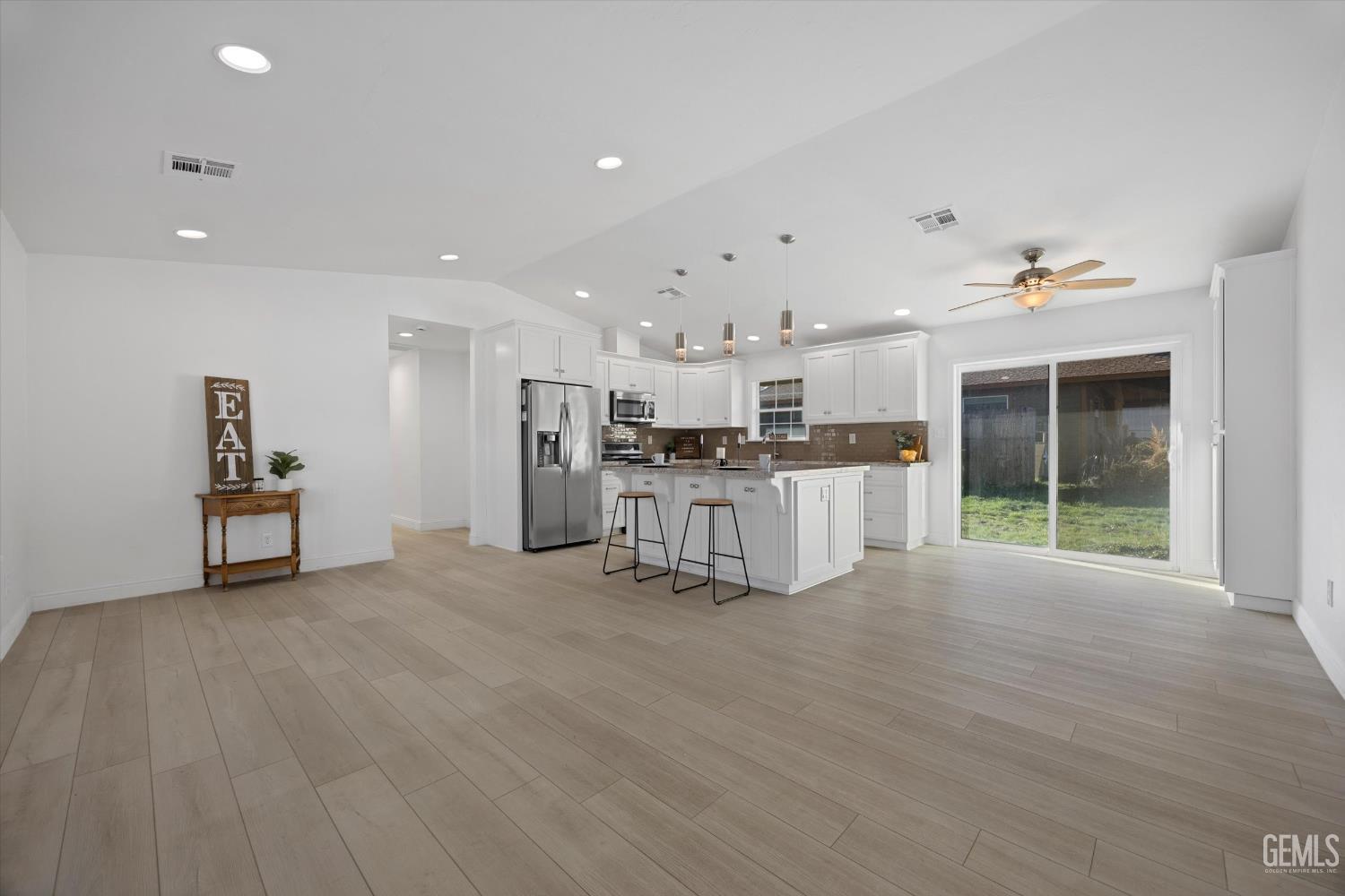 Undisclosed Address Tehachapi, CA 93561 - Photo 14 of 48