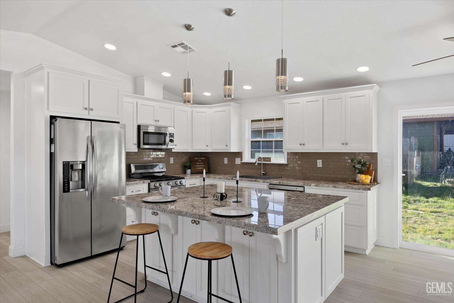 Undisclosed Address Tehachapi, CA 93561 - Photo 21 of 48