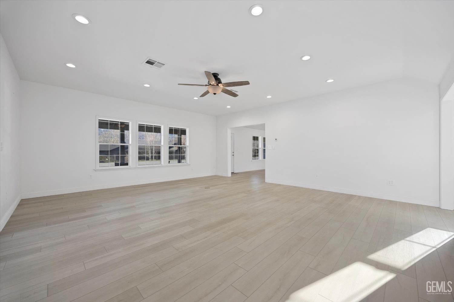 Undisclosed Address Tehachapi, CA 93561 - Photo 28 of 48