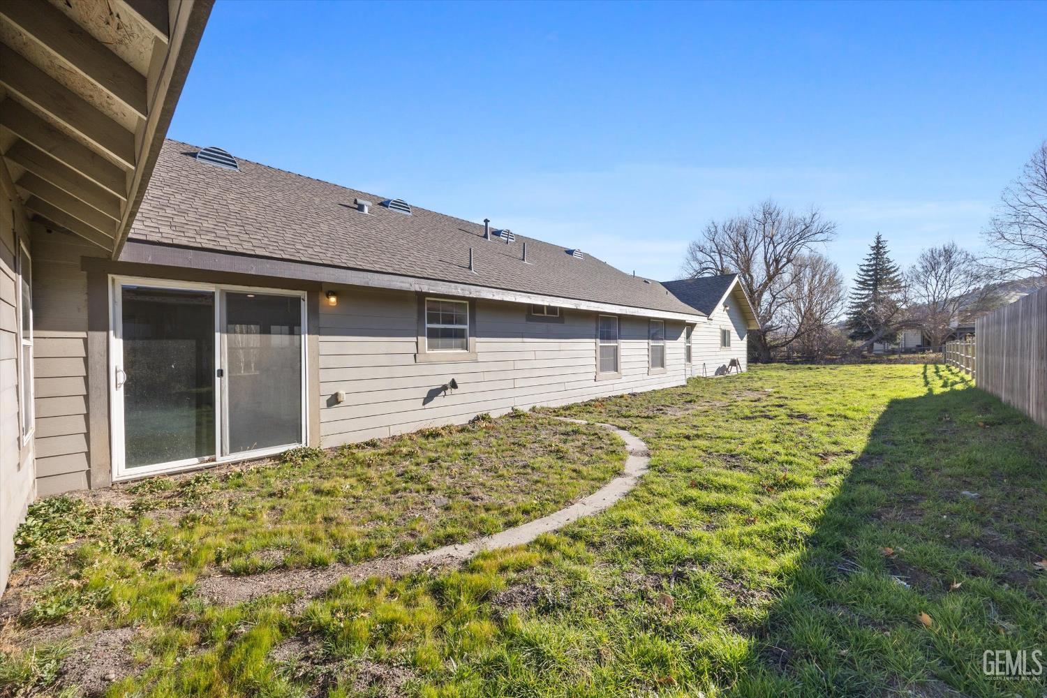 Undisclosed Address Tehachapi, CA 93561 - Photo 46 of 48