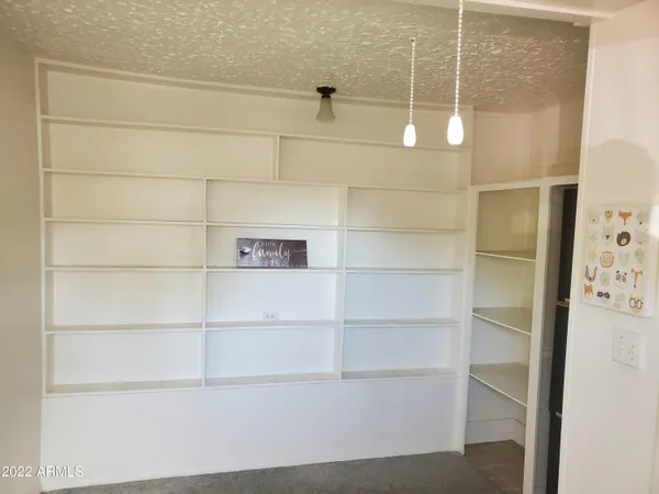$1,250 | 576 Garfield Avenue, Hayden, AZ 85135