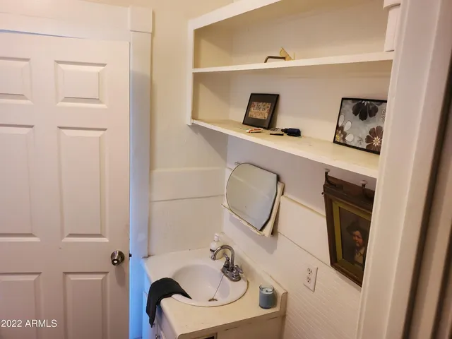 $1,250 | 576 Garfield Avenue, Hayden, AZ 85135