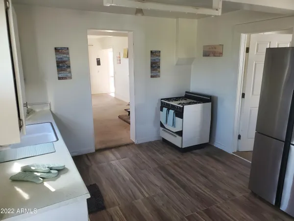 $1,250 | 576 Garfield Avenue, Hayden, AZ 85135