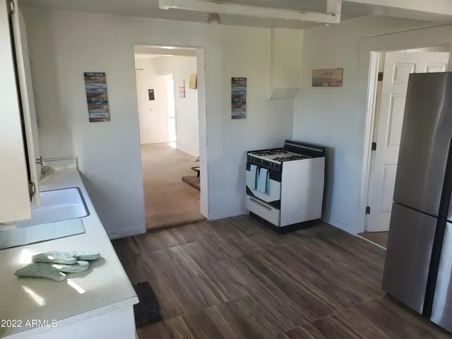 $1,250 | 576 Garfield Avenue, Hayden, AZ 85135