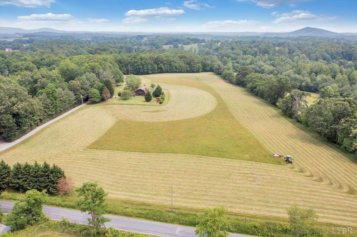 2340 Jopling Road Bedford, VA 24523 - Photo 61 of 73 Gallery Image 61