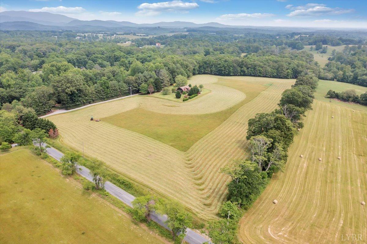 2340 Jopling Road Bedford, VA 24523 - Photo 62 of 73 Gallery Image 62