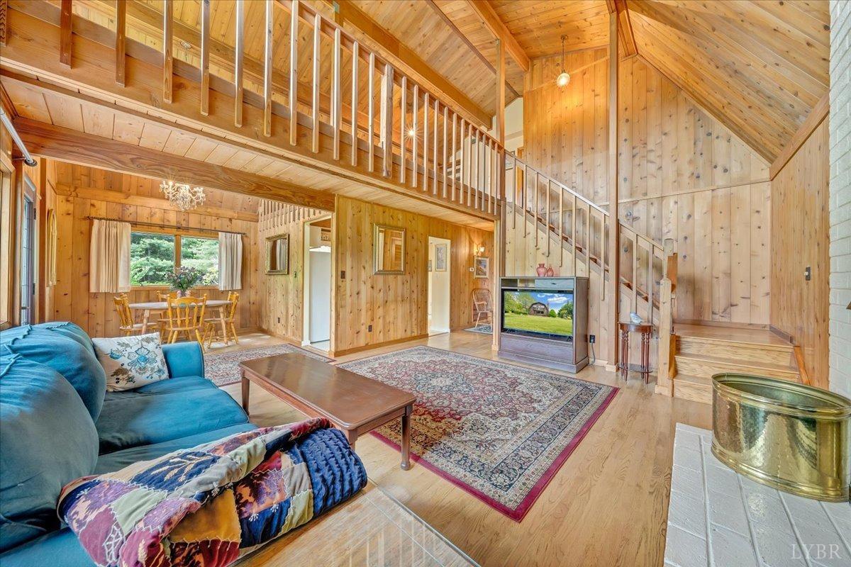 2340 Jopling Road Bedford, VA 24523 - Photo 7 of 73 Gallery Image 7