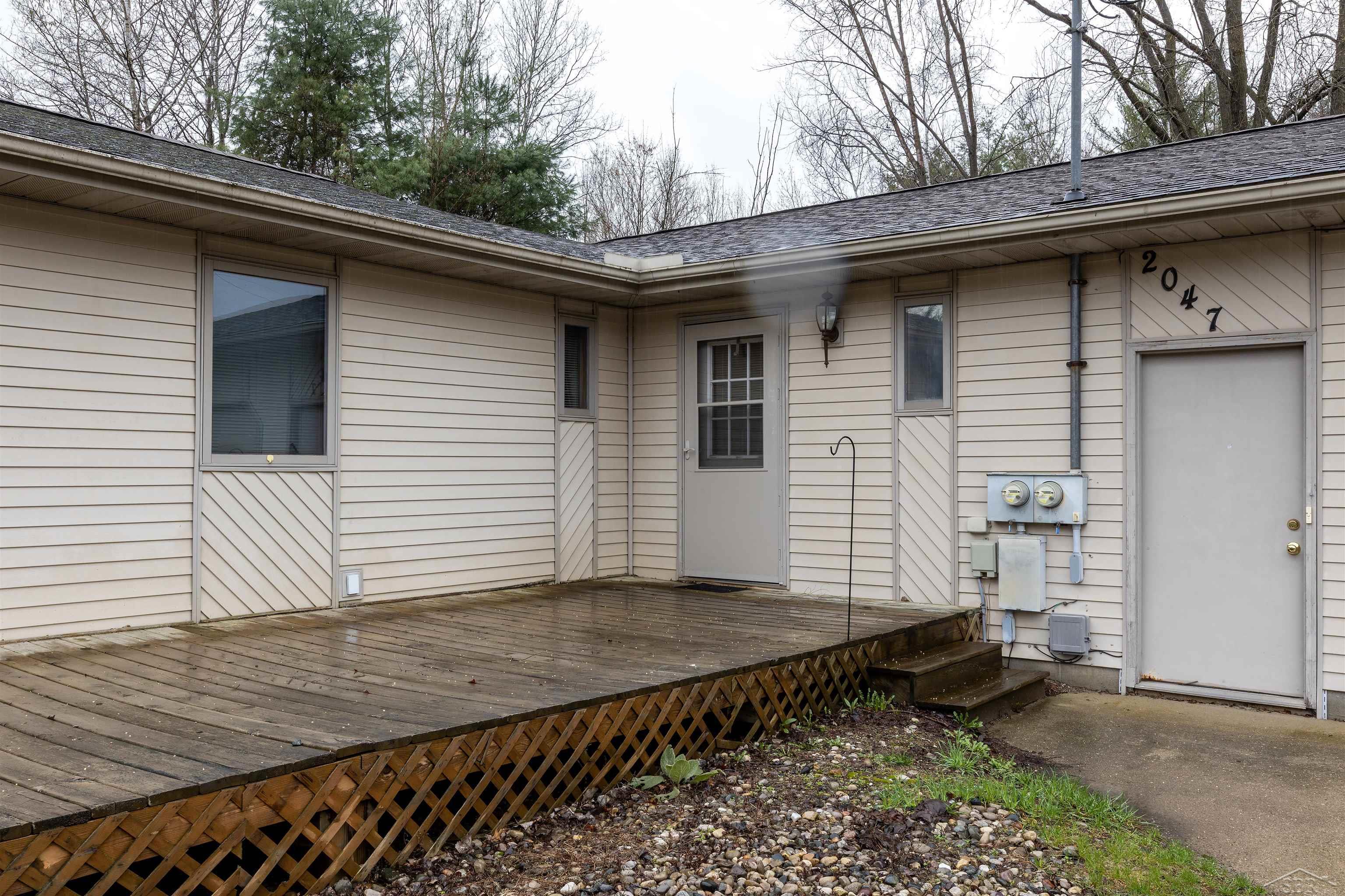 2043-2047 North Neiner Road Sanford, MI 48657 - Photo 2 of 28