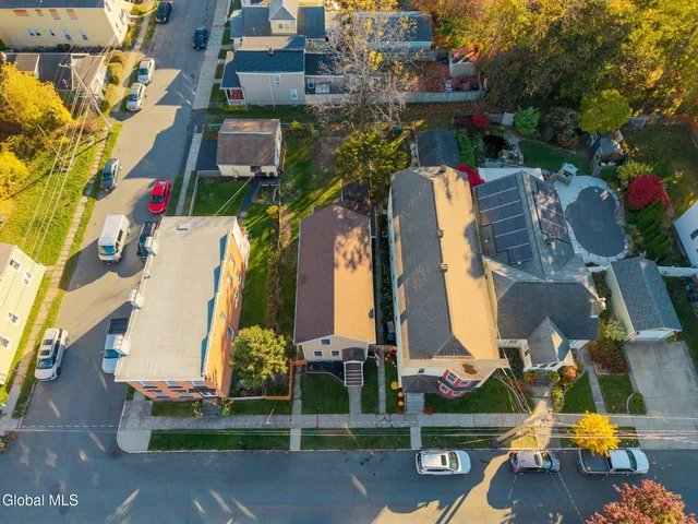 $300,000 | 1006 24th Street, Watervliet, NY 12189