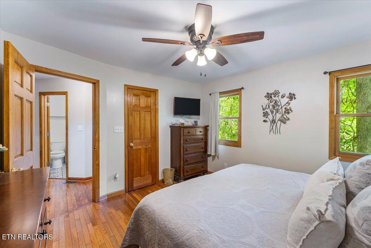 102 Cutter Gap Road Townsend, TN 37882 - Photo 27 of 56 18-1st bed A2