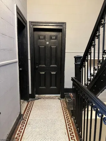 $2,700 | 715 Arlington Avenue, Unit 5A, Plainfield, NJ 07060