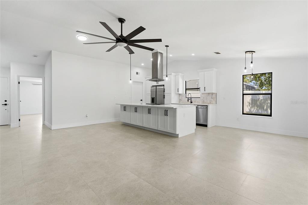 1206 Sawgrass Court Oldsmar, FL 34677 - Photo 5 of 30