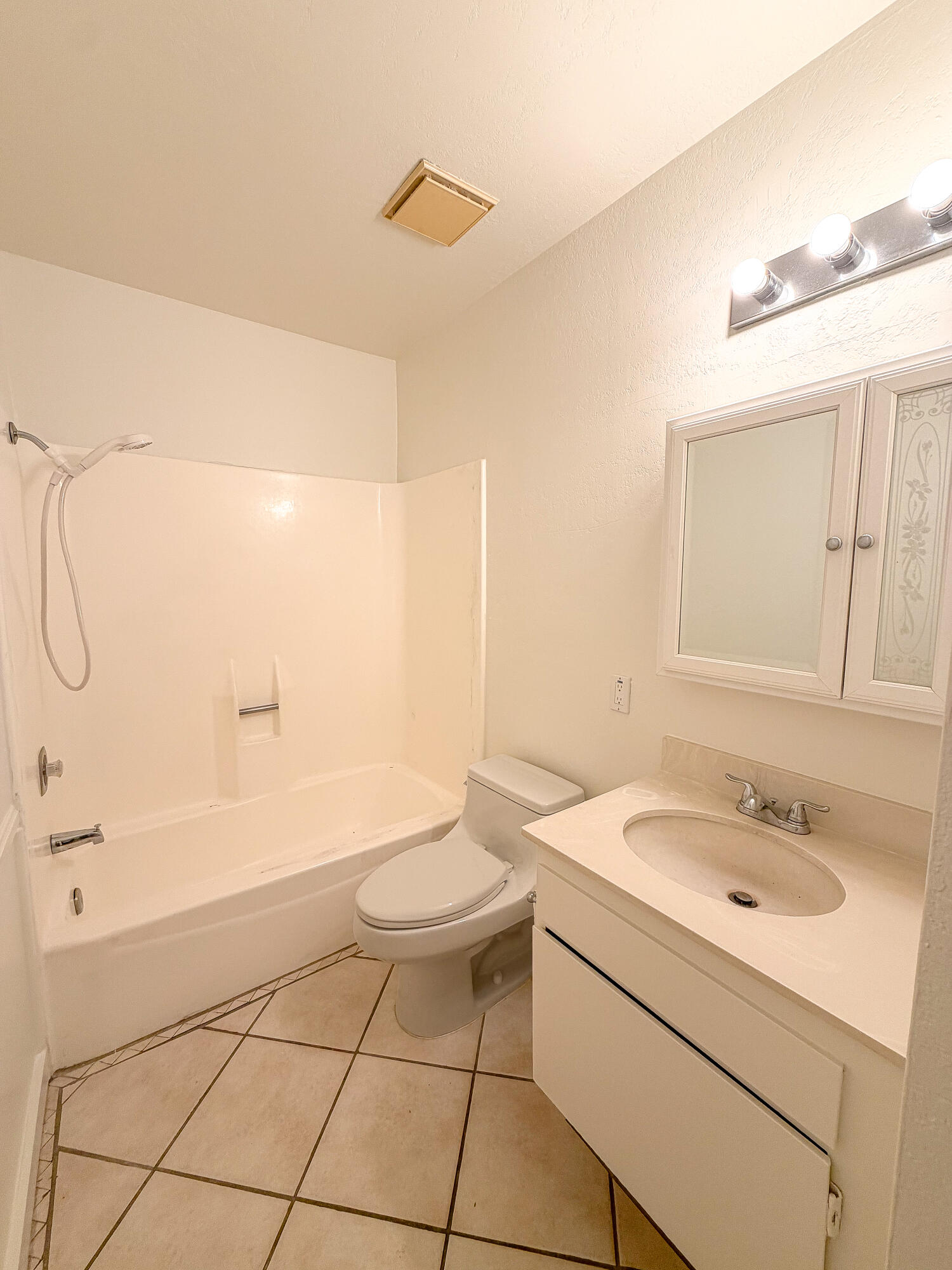 339 West Mariscal Road Palm Springs, CA 92262 - Photo 9 of 30 IMG_2664