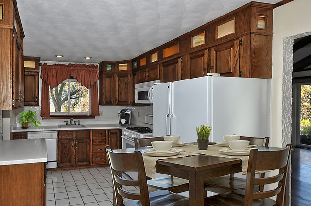44W660 Rohrsen Road Hampshire, IL 60140 - Photo 3 of 25