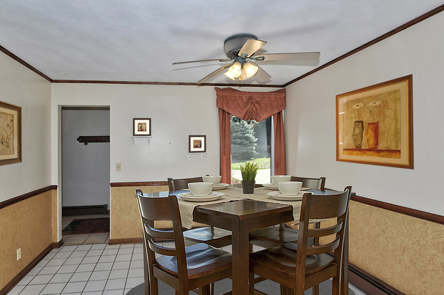 44W660 Rohrsen Road Hampshire, IL 60140 - Photo 4 of 25