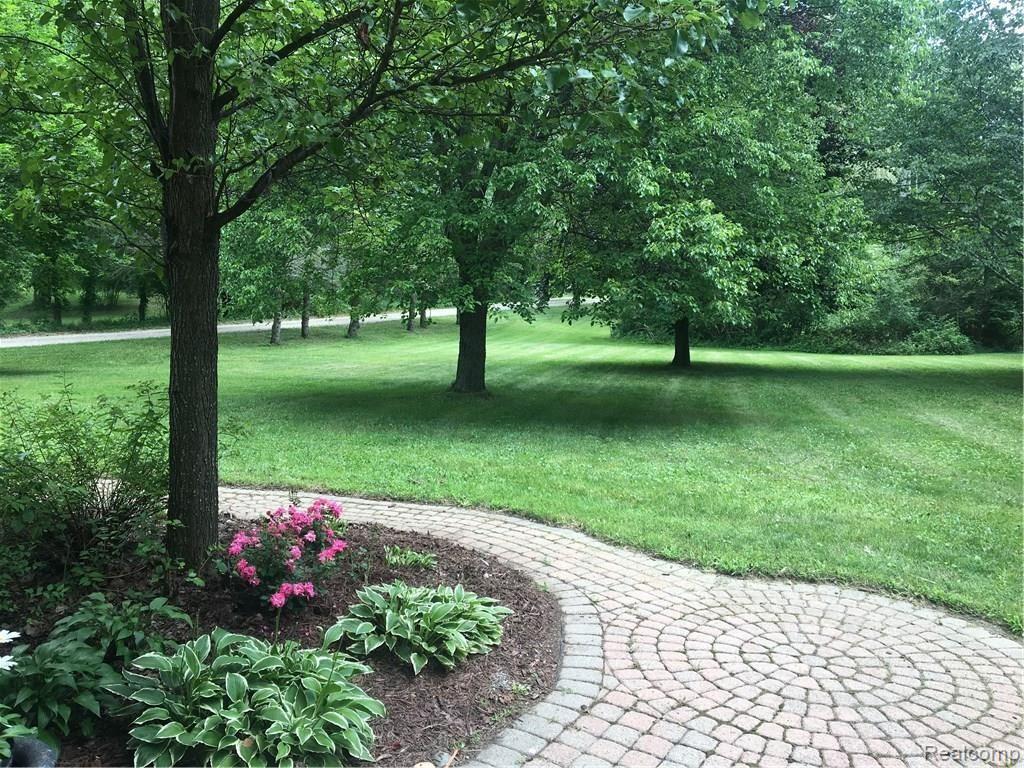 3080 Lake George Road Oakland, MI 48363 - Photo 3 of 17 Lake George Front Yard.JPG