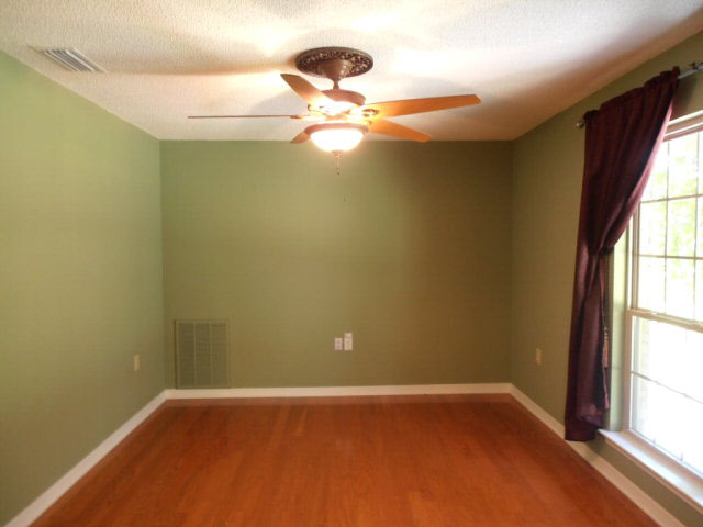 27244 Schoen Road Elberta, AL 36530 - Photo 3 of 25