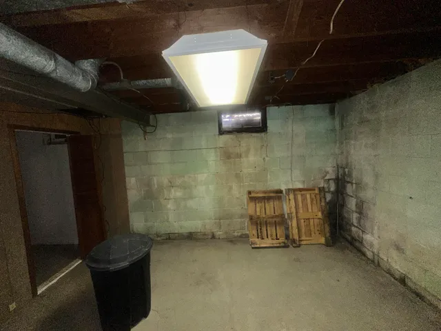 $165,000 | 3750 South 90th Street, Milwaukee, WI 53228