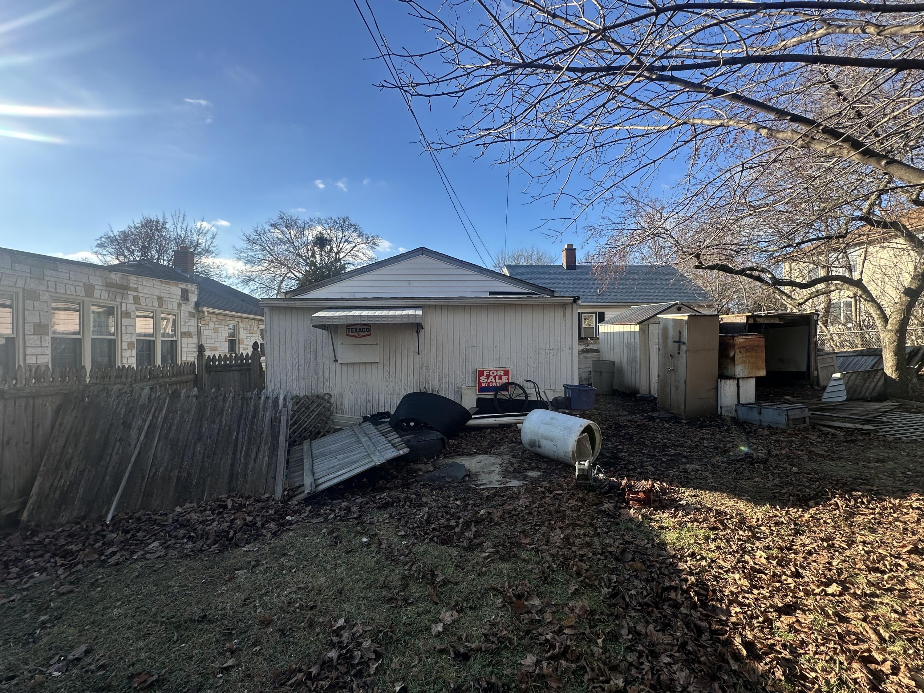 3750 South 90th Street Milwaukee, WI 53228 - Photo 34 of 38 IMG_1771