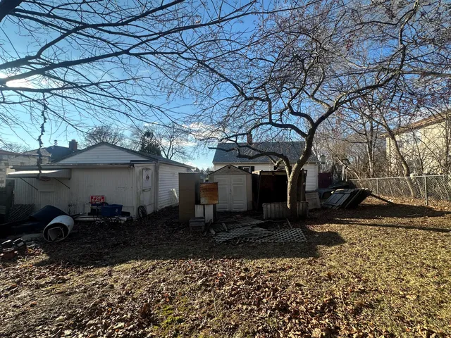 $165,000 | 3750 South 90th Street, Milwaukee, WI 53228