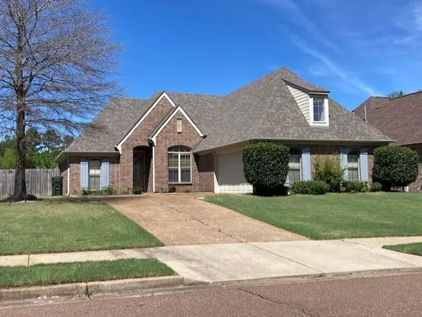 $369,000 | 7672 Romero Drive, Arlington, TN 38002