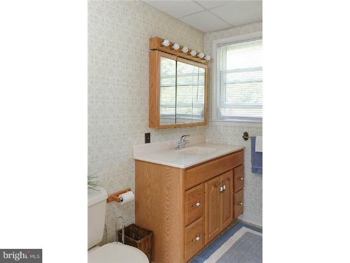 213 Cambridge Road Cherry Hill, NJ 08034 - Photo 17 of 24 Gallery Image 17