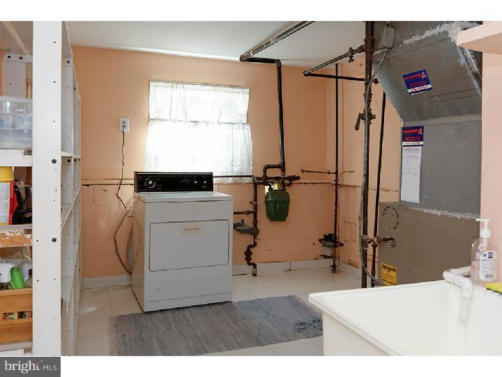 213 Cambridge Road Cherry Hill, NJ 08034 - Photo 19 of 24 Gallery Image 19