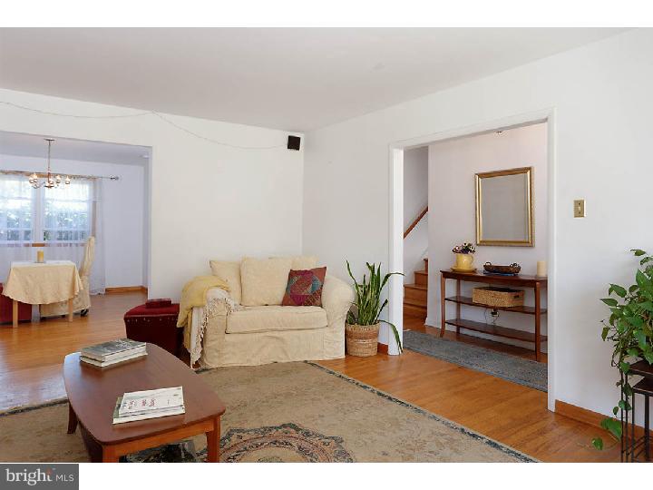 213 Cambridge Road Cherry Hill, NJ 08034 - Photo 9 of 24 Gallery Image 9