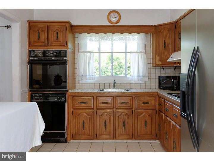 213 Cambridge Road Cherry Hill, NJ 08034 - Photo 10 of 24 Gallery Image 10