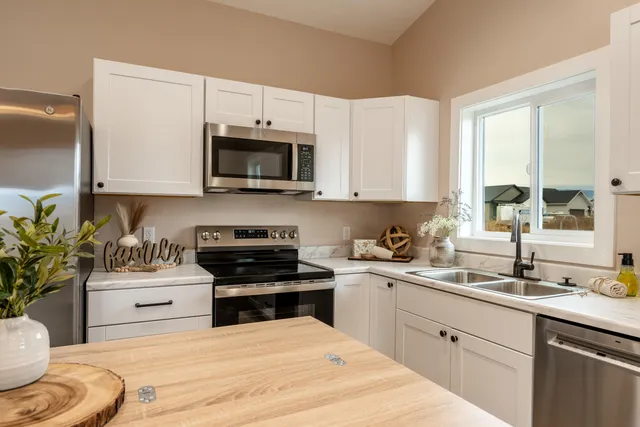 $370,000 | 1461 Stone Rdg Dr., Ranchester, WY 82839