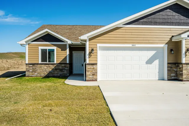 $370,000 | 1461 Stone Rdg Dr., Ranchester, WY 82839