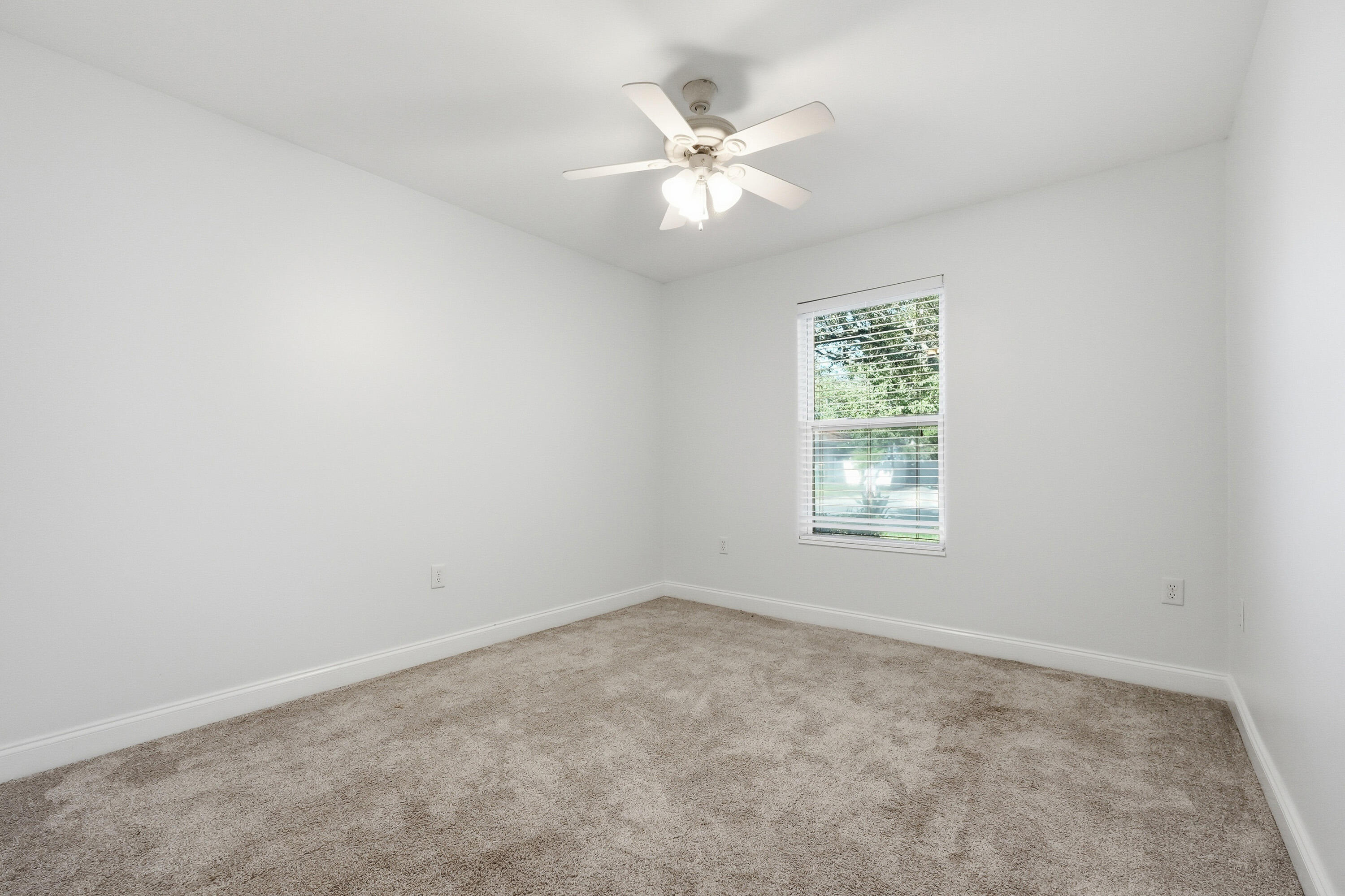 103 Point Comfort Road Mary Esther, FL 32569 - Photo 34 of 55 103 point comfort rd-38