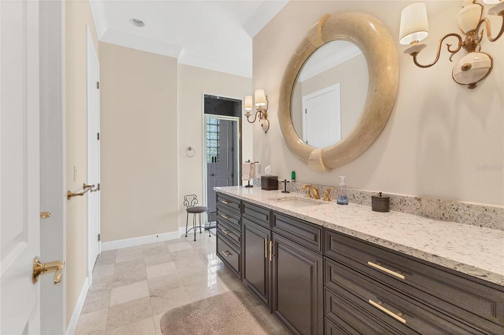 896 Macewen Drive Osprey, FL 34229 - Photo 14 of 46