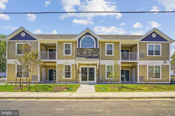 $1,800 | 107 Dundee Avenue, Unit 203, Chester, MD 21619