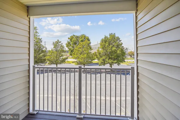 $1,800 | 107 Dundee Avenue, Unit 203, Chester, MD 21619