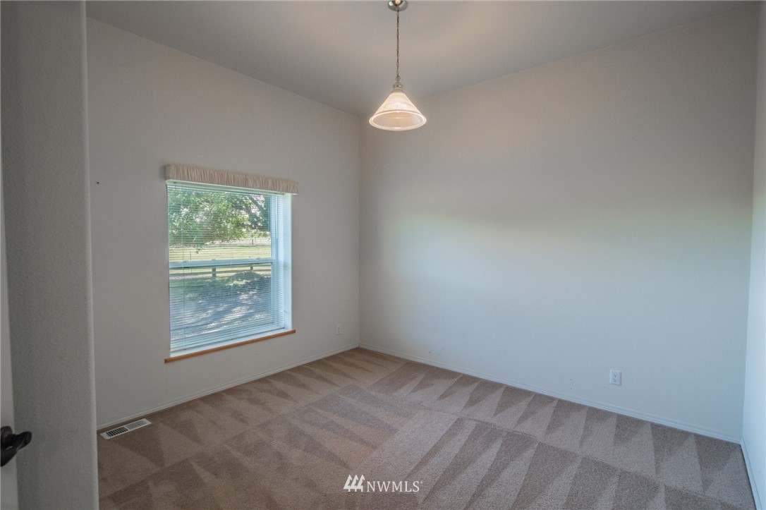 700 Lyons Road Ellensburg, WA 98926 - Photo 15 of 34 Gallery Image 15