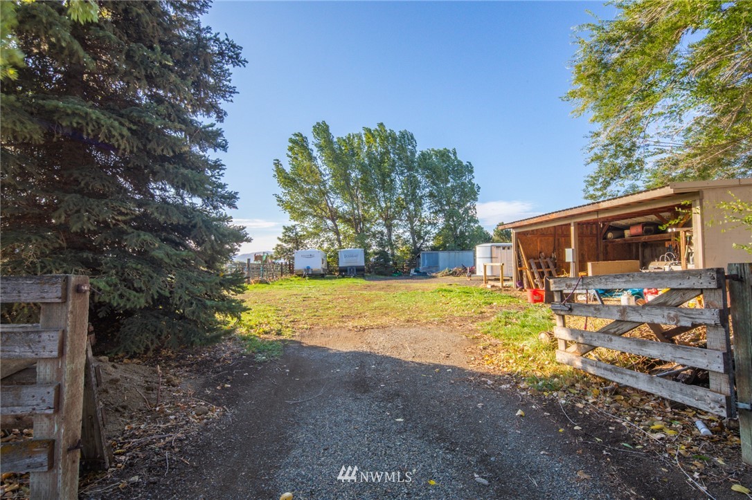 700 Lyons Road Ellensburg, WA 98926 - Photo 26 of 34 Gallery Image 26