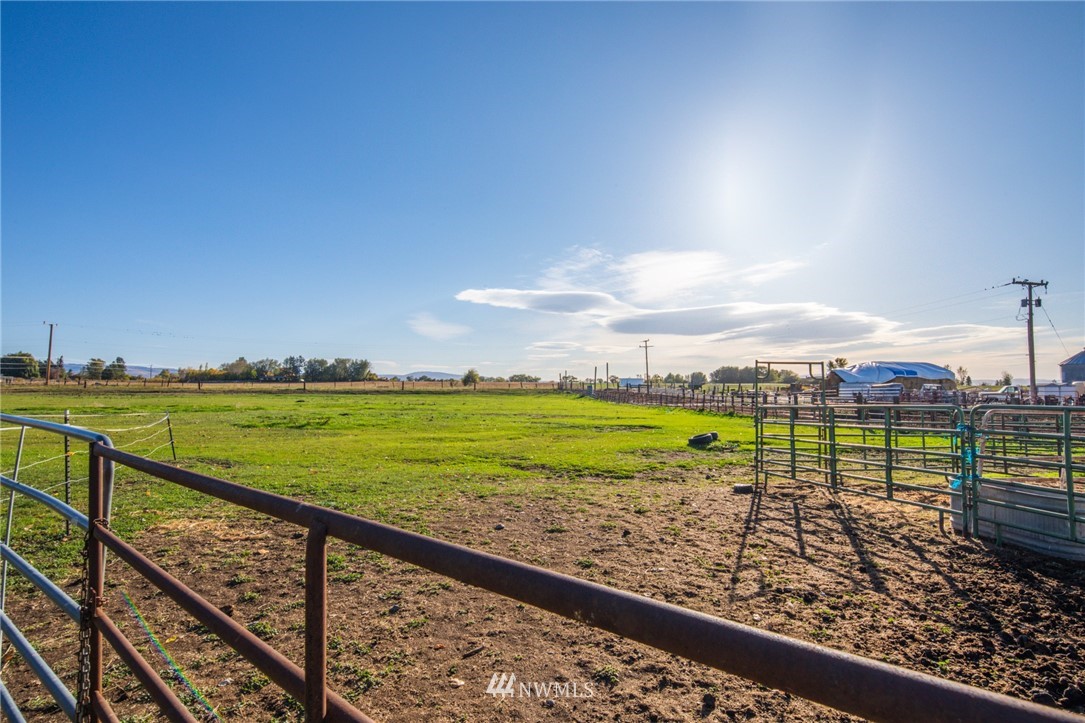 700 Lyons Road Ellensburg, WA 98926 - Photo 27 of 34 Gallery Image 27